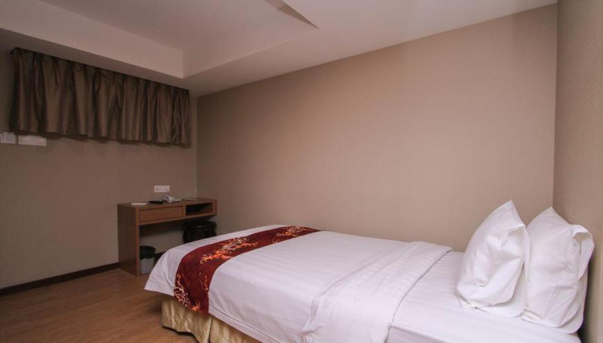 Likas Square - Kk Spacious Homestay Κότα Κιναμπαλού Εξωτερικό φωτογραφία